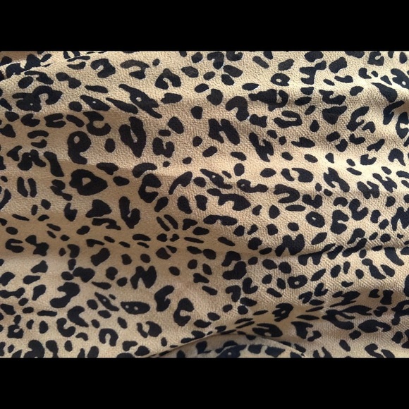 leopard print Halter dress BTFBM Sleeveless, ruffle edge hem, tie at neck Size L - Picture 9 of 10